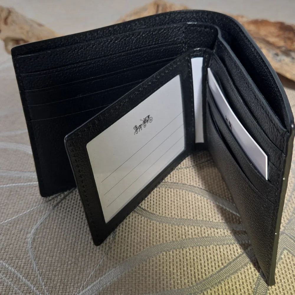 Coach 3-In-1 Black Bi-fold Men's Wallet!